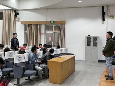 魏高洋与提问者